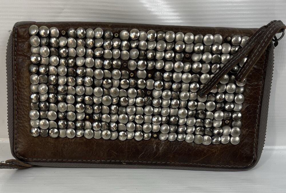 Cowboysbag Purse Bradford Clutch Zip-around Brown Leather Studded Metal Unique